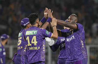 Kolkata-Kolkata-Knight-Riders-Andre-Russell-celebrates-with-teammates-after-ta-.jpg
