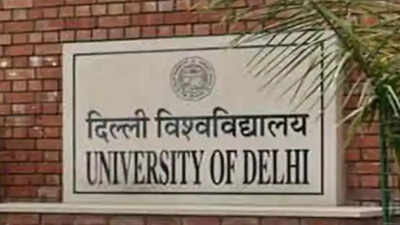 Delhi-University-under-fire-for-asking-only-Kashmiri-students-for-personal-details-JKSA-calls-move-d.jpeg