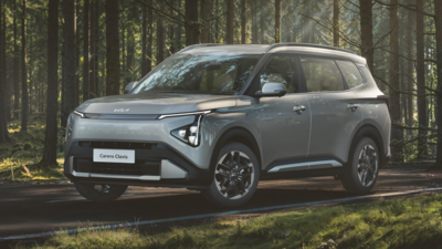 Kia-Carens-Clavis-launched-in-India.jpg
