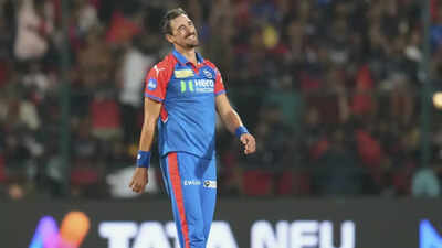 Starc3-1605-BCCI.jpg