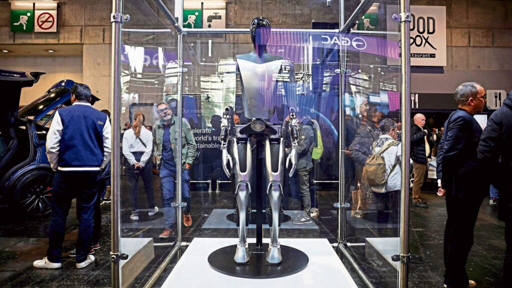 Tesla_Optimus_1747672530599_1747672537866.JPG