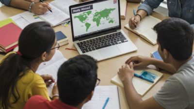 UAE-reduces-paperwork-for-foreign-degree-recognition.jpg