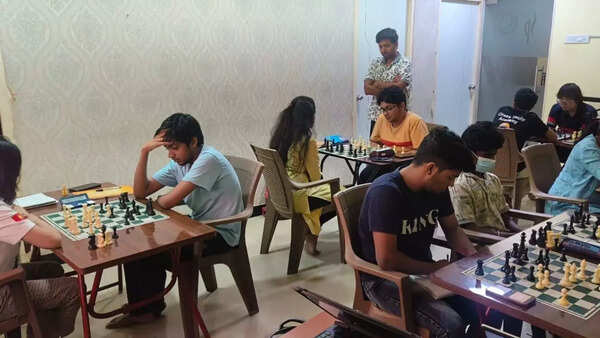 indias-chess-future-shaping-up-under-gm-shyams-supervision.jpg