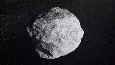 City-killer-asteroid-may-hit-the-Moon-in-December-2032-could-threaten-satellites-around-Earth-expert.jpeg