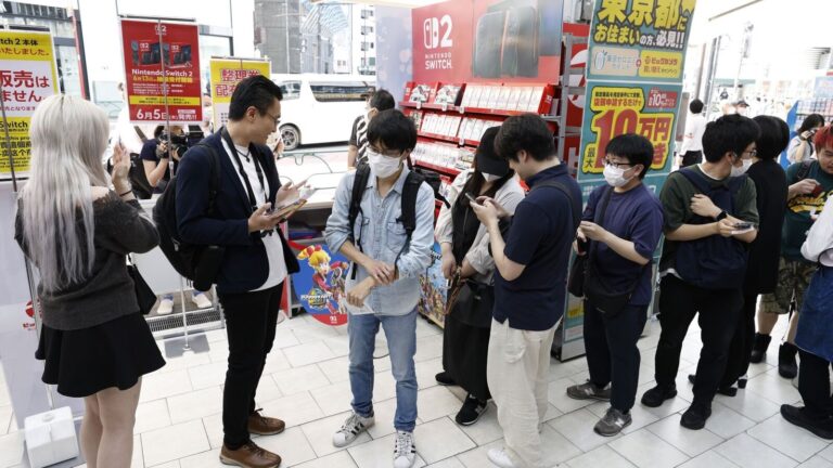 JAPAN-NINTENDO-SWITCH-2-1_1749113127414_1749113136924.jpg