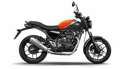 Triumph-Speed-T4-launched-with-new-Baja-Orange-colour-option-Price-details.jpg