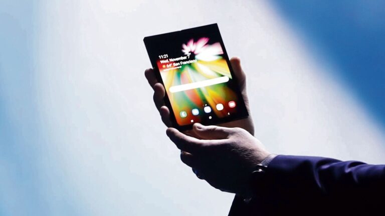 2-0-1469428323-Samsung-Galaxy-X-0_1679923941749_1752773275730.jpg