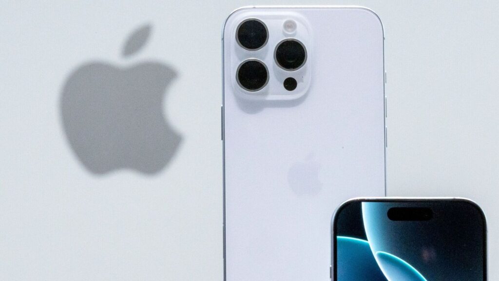 APPLE-PRODUCT-UNVEILING-18_1726383090355_1753347174467.jpg