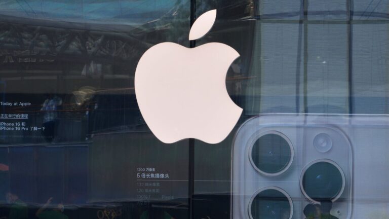 Apple_China_manufacturing_diversify_Donald_Trump_1747100113124_1751903121252.jpg
