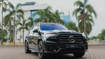 Mercedes-AMG-GLS-SUV-launched-at-Rs-1-40-Cr-0-100-in-6-1s-250-kmph-top-speed.jpg
