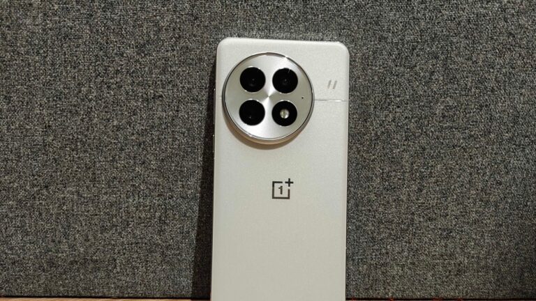 OnePlus_13_1752560943213_1752560943431.jpg