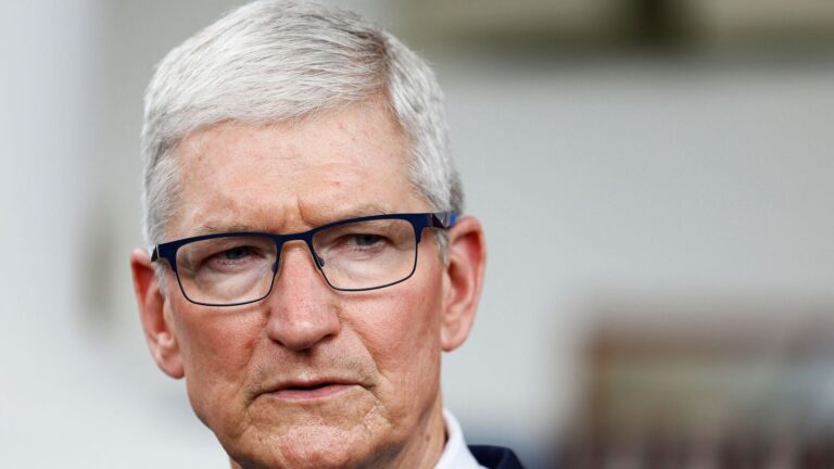 Tim_Cook_1752562309687_1752562309841.JPG