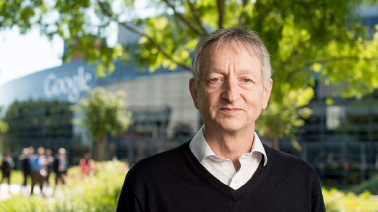Geoffrey_Hinton_1755240383033_1755240383385.jpg