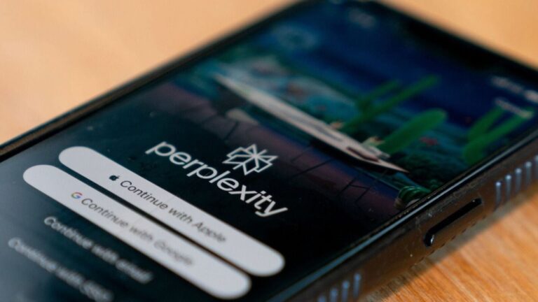 PERPLEXITY-AI-APP-2_Samsung_electronics_tech_news_1748853991469_1755013080162.jpg