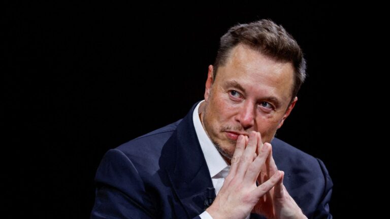 STARLINK-MUSK-UKRAINE-0_1754216394541_1754216410912.JPG