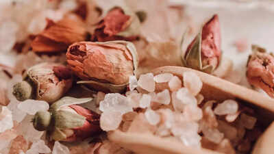 7-easy-ways-to-make-your-home-smell-fresh-naturally-without-candles.jpg