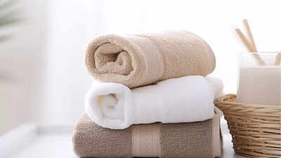 8-clear-signs-its-time-to-replace-your-old-towels-before-they-cause-problems.jpg