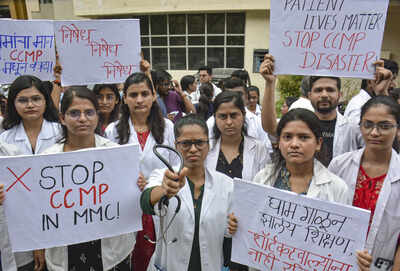 doctors-protest-in-thane.jpg
