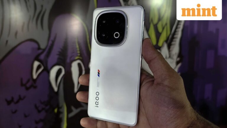 iQOO_13_1758619223796_1758619224225.jpg