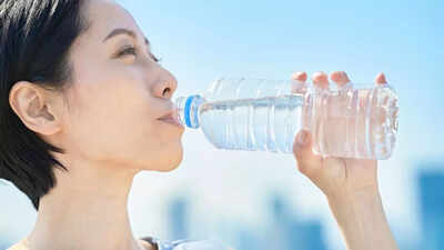 is-it-safe-to-drink-13-week-old-water-from-an-old-bottle-science-explains.jpg