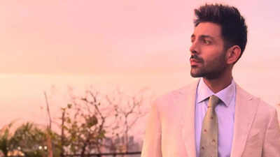 kartikaaryan_1754582060_3694024523465042095_456689389-1.jpg