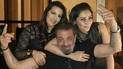 sanjay-dutt-instagram_650x400_41520519306.jpg