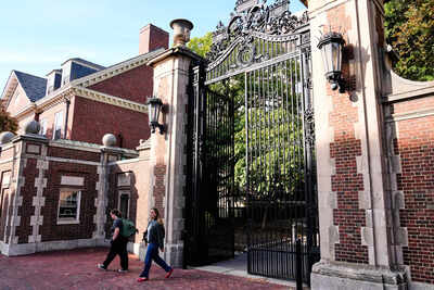 1760302295_harvard.jpg