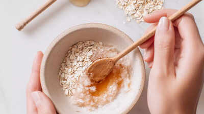 4-diy-ways-to-use-oats-for-glowing-and-hydrated-skin.jpg