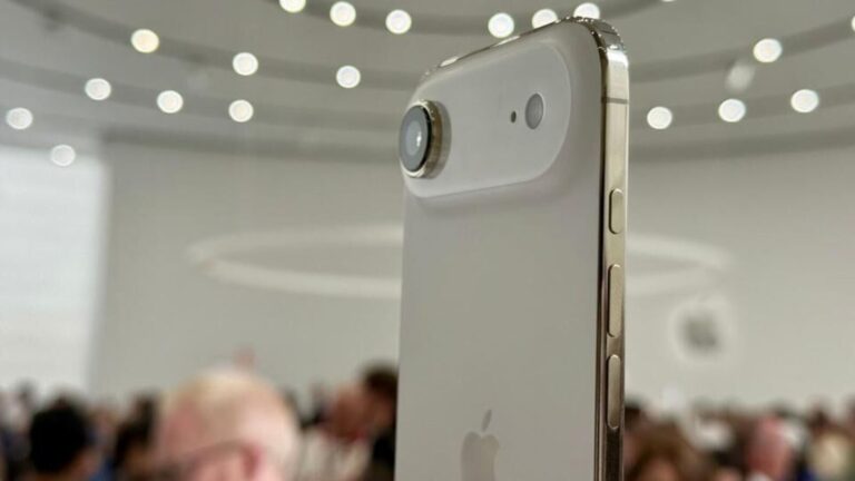 At-5-6mm-the-Apple-iPhone-Air-is-slightly-thinner_1761476129176_1761476142124.jpeg