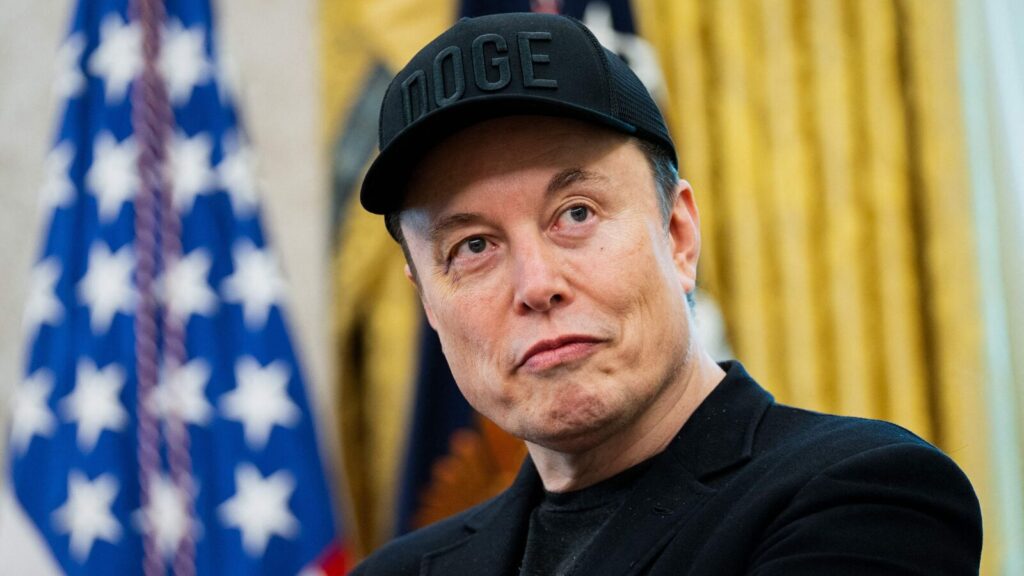 FILES-US-MUSK-TRILLIONAIRE-BUSINESS-1_175994870459_1760757075259_1760757075447.jpg