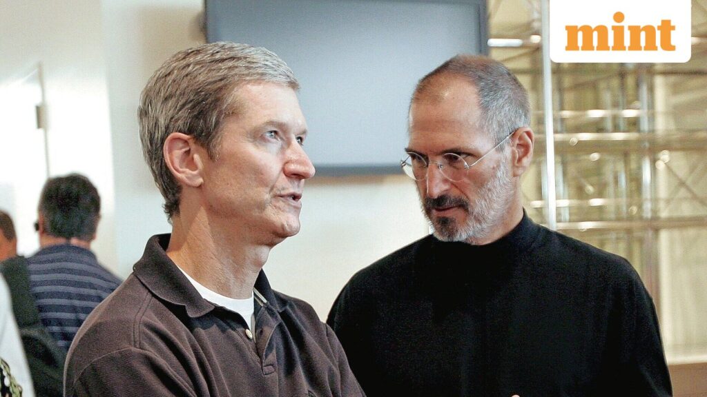 Tim_Cook_Steve_Jobs_1759675250490_1759675250658.jpg