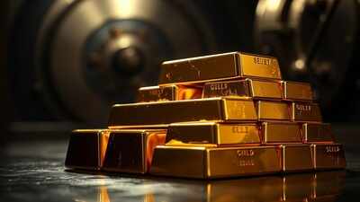 gleaming-gold-bar-stack.jpg