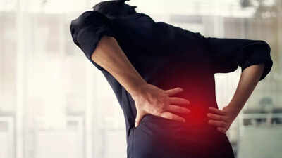 is-cracking-your-back-safe-science-explains-the-risks-and-relief.jpg