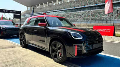 mini-jcw-countryman-all4-launched-price-details-of-fastest-mini-in-india.jpg