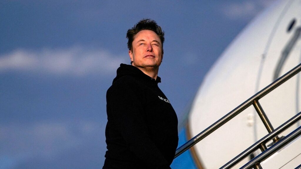 TESLA-MUSK-PAY-0_1761819846148_1761819853265_1761990422407.JPG