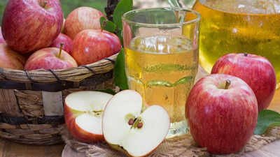 apple-vs-apple-juice-which-is-healthier-for-your-body-and-blood-sugar.jpg