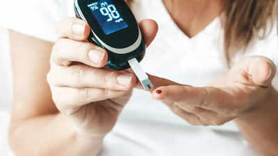 early-warning-signs-of-diabetes-before-it-turns-into-type-2-you-should-never-ignore-heres-how-to-rev.jpeg