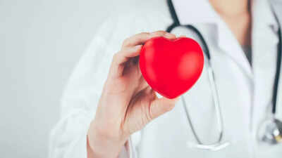 human-hearts-may-self-heal-after-heart-attacks-scientists-reveal-natural-healing-power-that-could-sa.jpeg