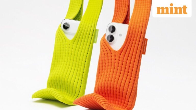 iPhone_Pocket_1762945058975_1762945059125.jpg