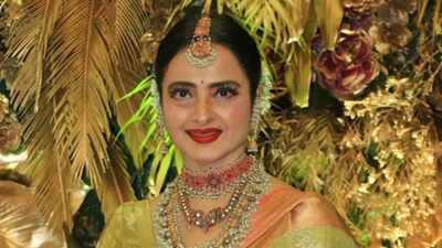 rekha-3.jpg