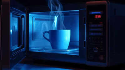 stop-microwaving-water-and-milk-know-the-hidden-dangers-and-health-risks.jpg