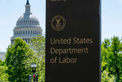 us-employers-added-surprisingly-solid-119000-jobs-in-september-government-says-in-delayed-report.jpg