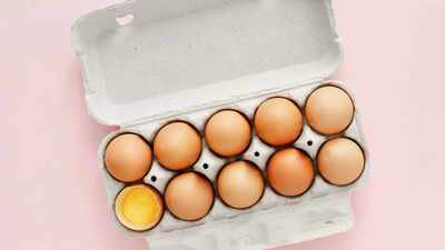 7-easy-ways-to-test-if-eggs-are-fresh-and-safe-before-cooking.jpg