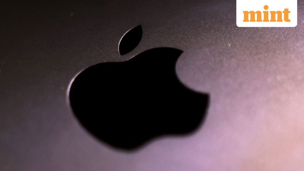 EU-APPLE-1_1764610703861_1764610715873.JPG