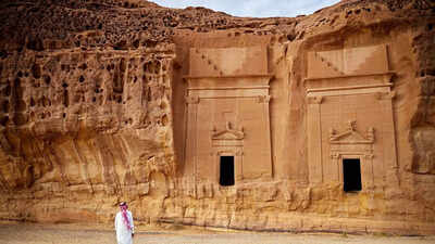 how-did-alula-in-saudi-arabia-stay-hidden-for-centuries-and-what-is-drawing-the-world-to-it-today.jp_.jpeg