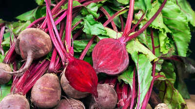 red-or-pink-urine-after-eating-beetroot-understanding-beeturia-its-causes-symptoms-and-when-to-seek.jpeg
