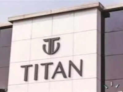 titan-co-announces-senior-management-changes-ajoy-chawla-to-be-md-from-jan-2026.jpg