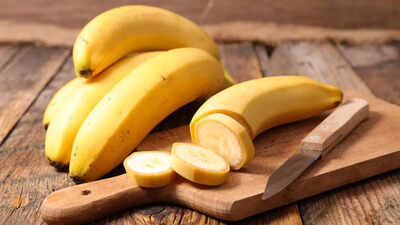 what-is-the-best-time-to-eat-bananas-before-during-or-after-workouts.jpg