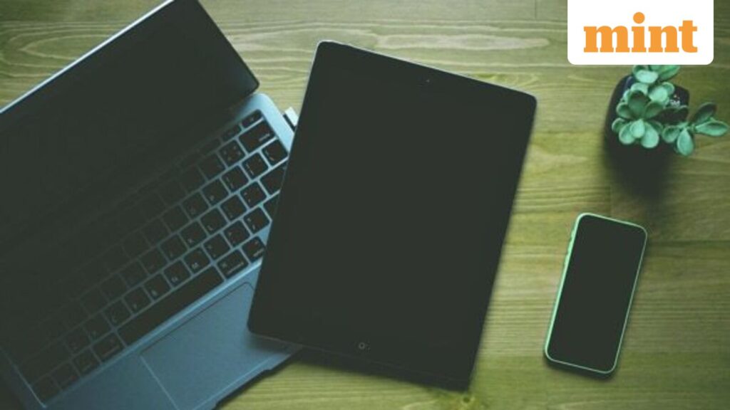 Technology-Gadgets_1545998733737_1767405357762.jpg