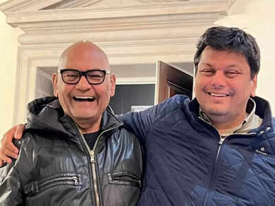 anil-agarwal-with-son-agnivesh-agarwal.jpg
